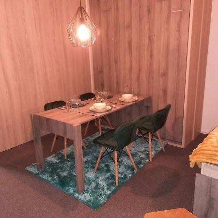Bešeňová Apartman Artemis מראה חיצוני תמונה