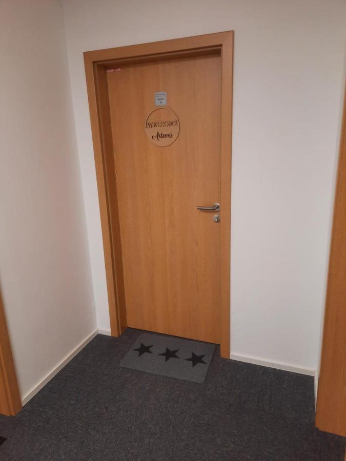 Bešeňová Apartman Artemis מראה חיצוני תמונה