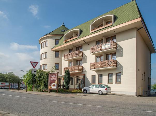 Bešeňová Apartman Artemis מראה חיצוני תמונה